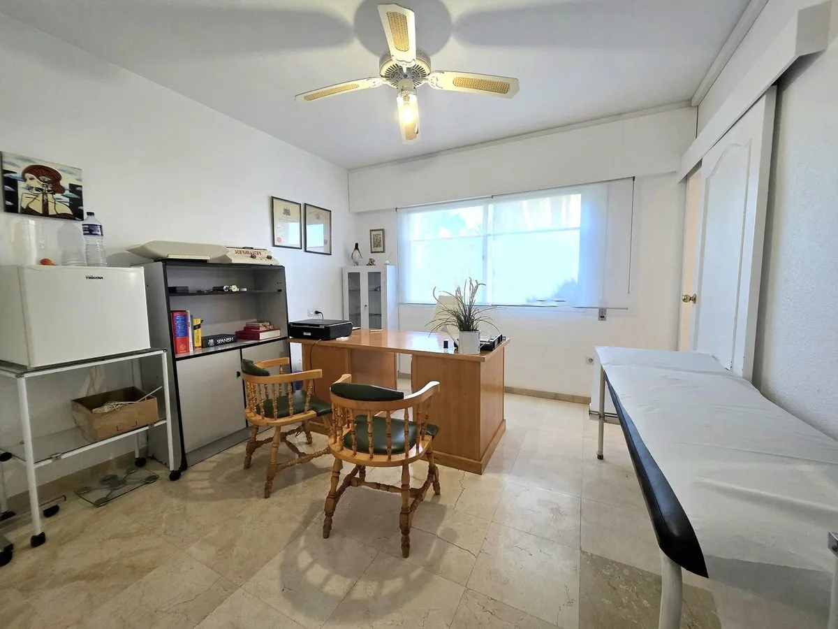 f3208c60-f2b2-4ec6-93a5-6704f3e69c6a