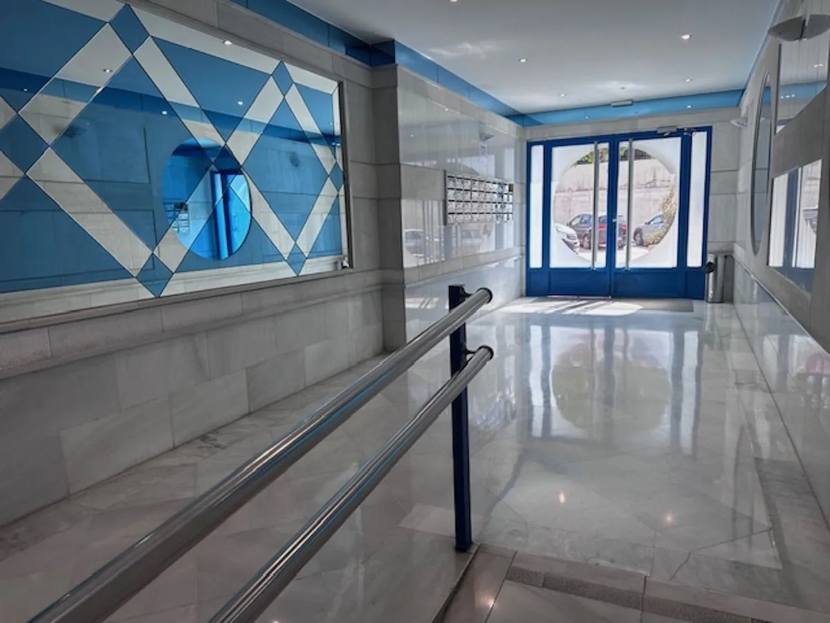 706b92d8-8088-460a-b490-e977be11f912