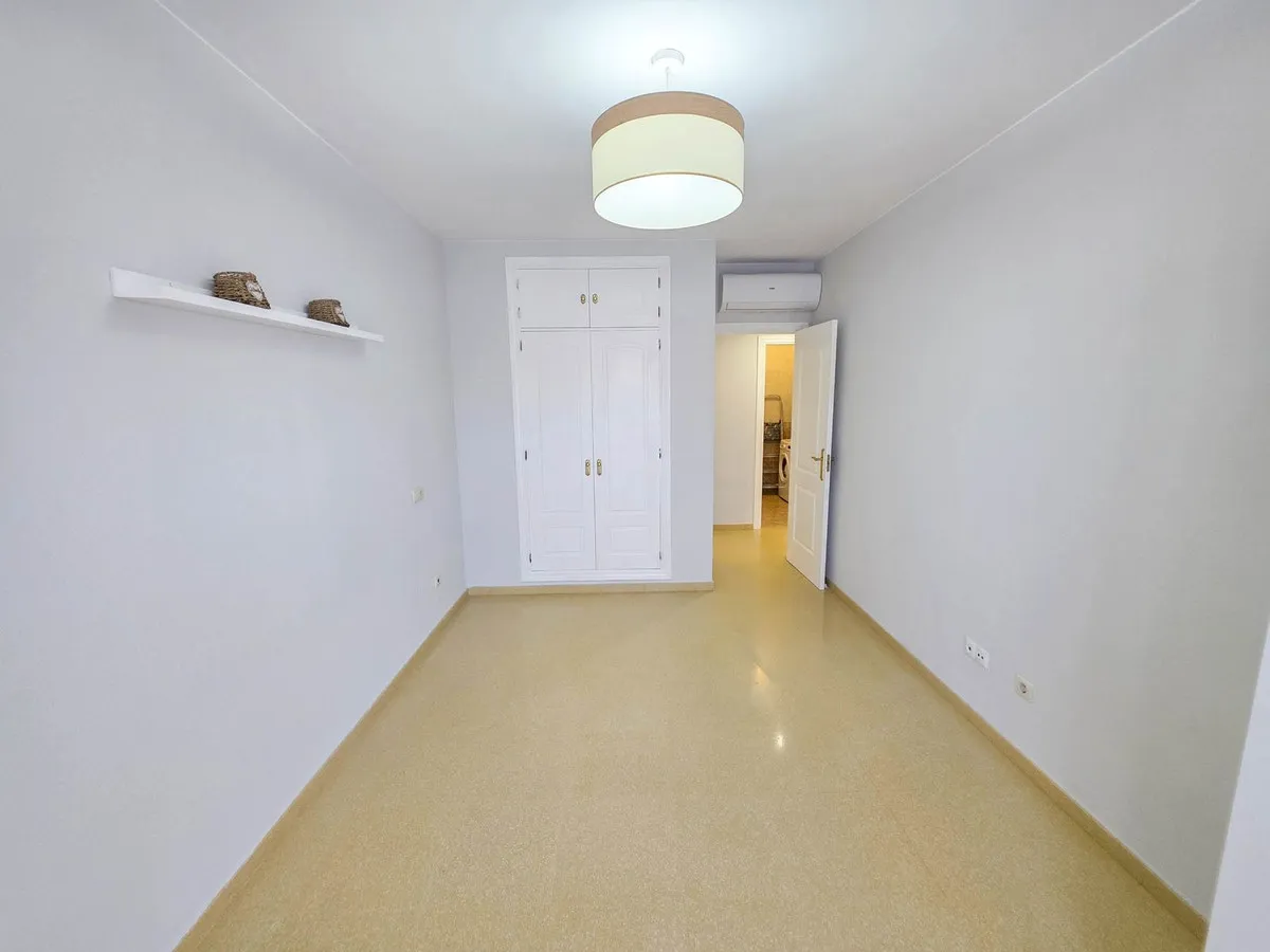 bcc2ff9e-5c4e-4a09-a07d-6fd3a49202c1