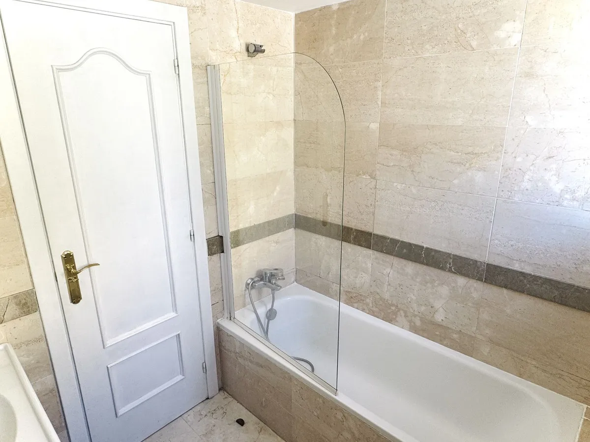 5d76890a-60e3-4979-b4f1-8005e77229d2