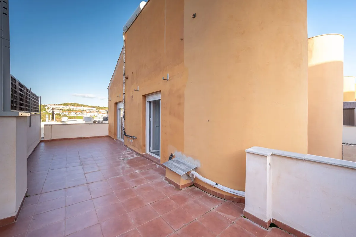 ce1ae02f-2b85-4b63-bbaf-7323c22cacc8