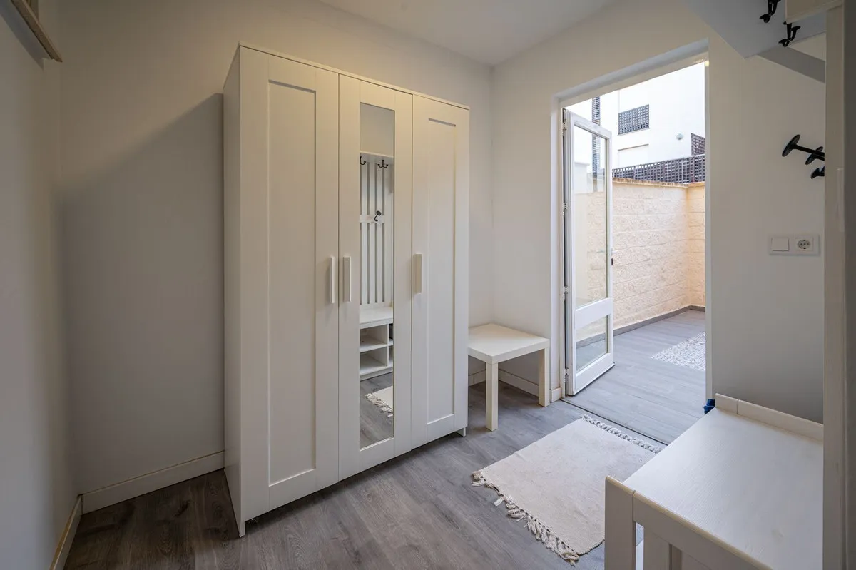 d6a54eca-5e82-4afe-9caa-c29817dcf177