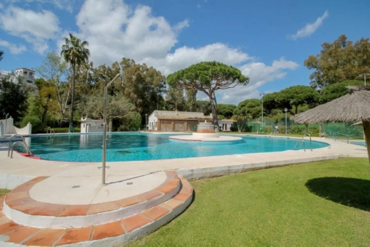 e6ca4953-4764-4003-ae39-dcd153c4e289