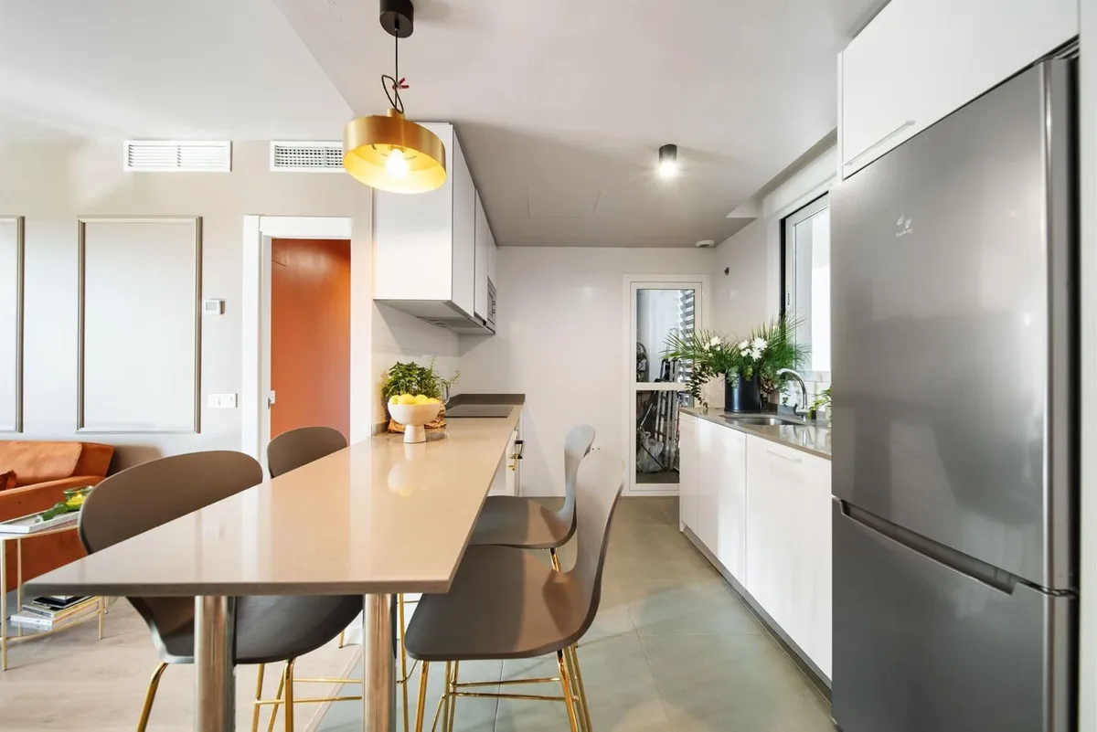 b9c79197-8300-476e-93d5-793be797c722