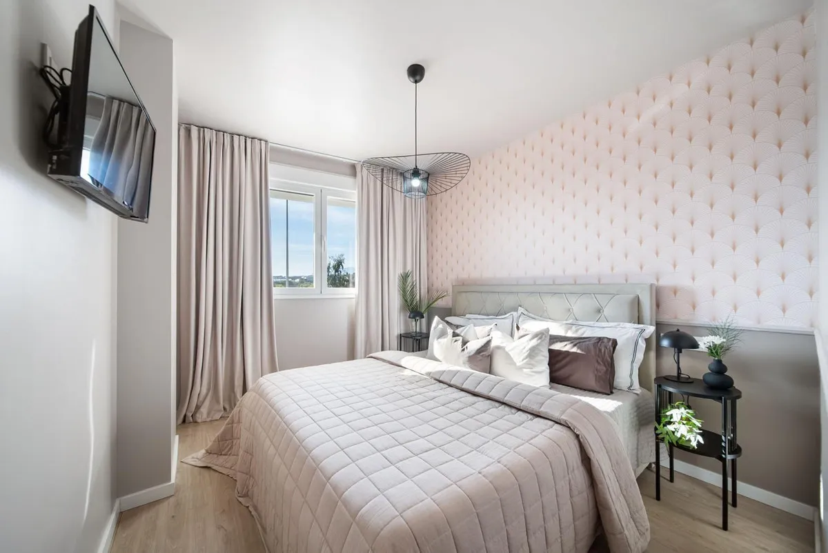 f5f4e8fd-2ef1-49d0-add2-d8f3fd93f8ea