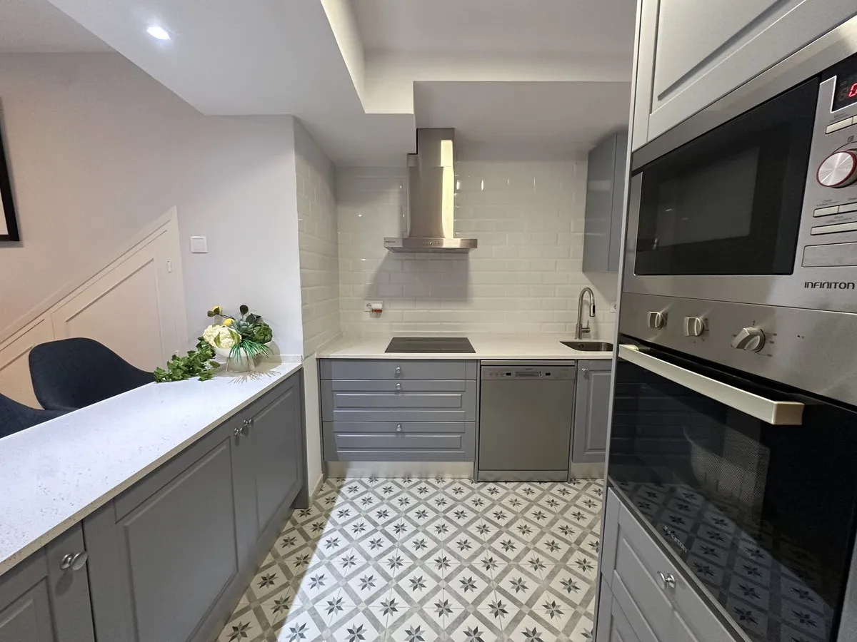 0f7e9028-0dd6-48cd-99ac-69551b3fa55b