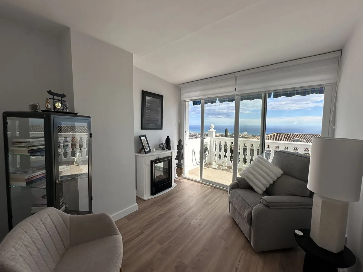 4f59b70f-b220-4f7c-8cf5-9a4429e618ca