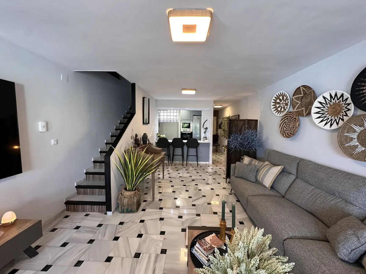 a2962829-8a39-45be-846d-1e53b4316ea6