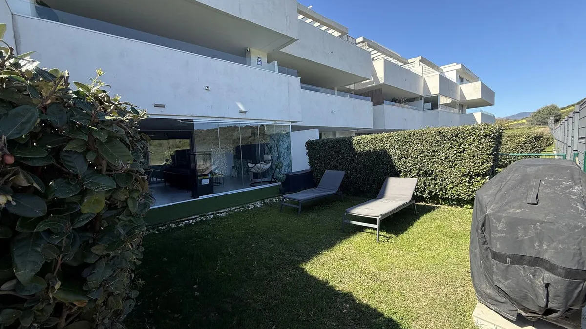 ef237415-ae07-49a5-acee-f470385d18a0