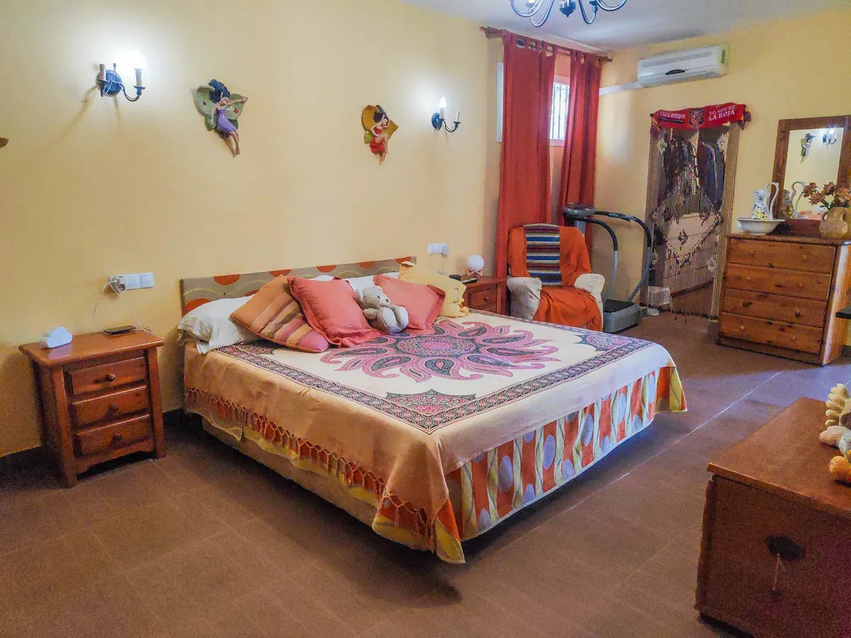 062d6aa8-9a17-4b45-b7c5-a853cb17a793