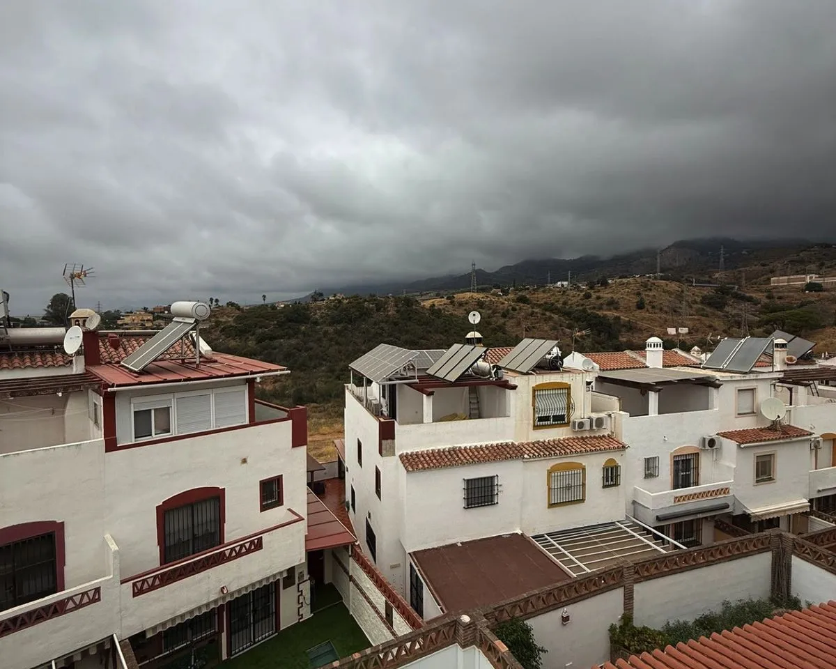 21c4eefd-a57f-457f-9e4f-88c1f12a1a4a