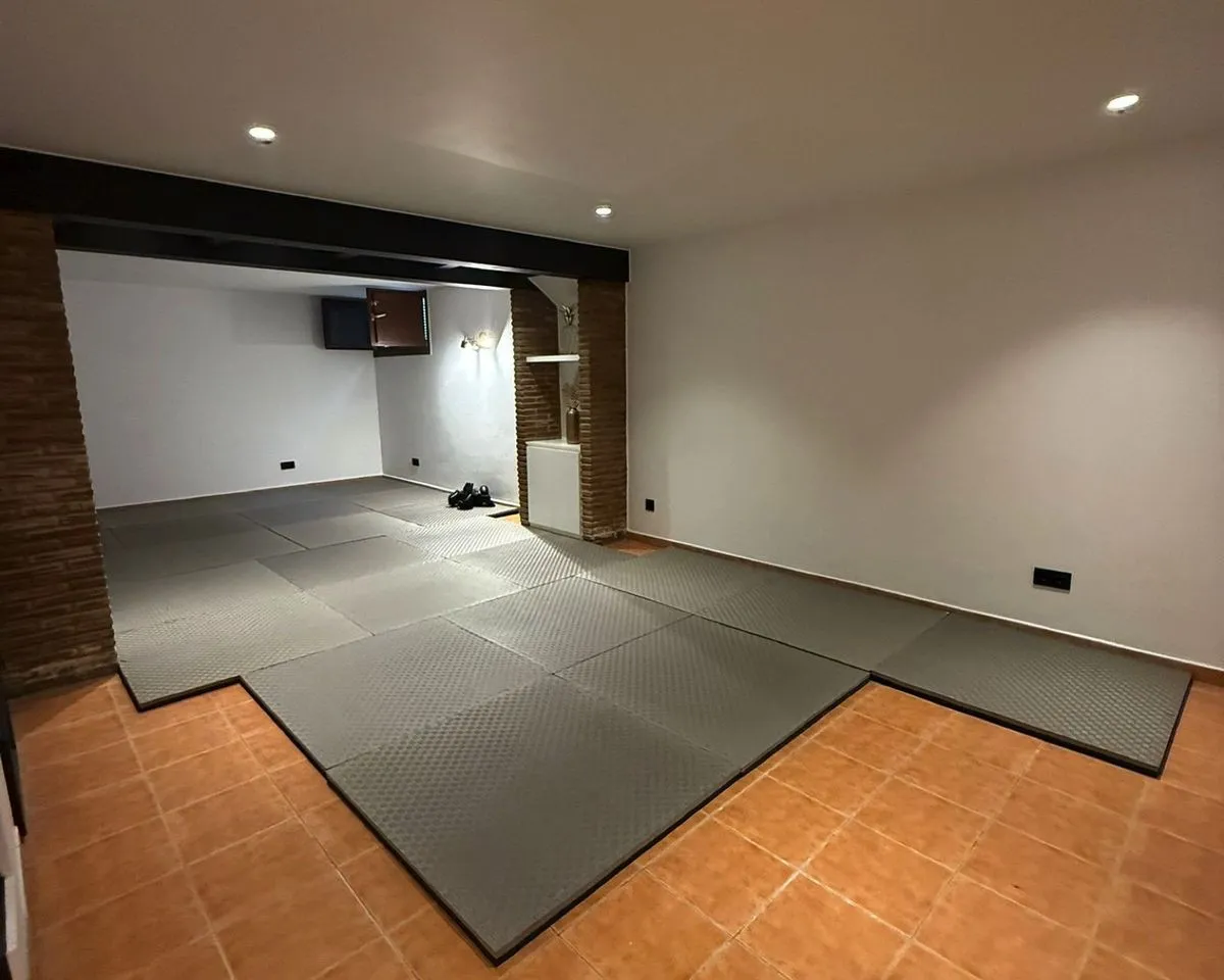 22bd6c76-c2ab-459e-8a40-32561b54aef2