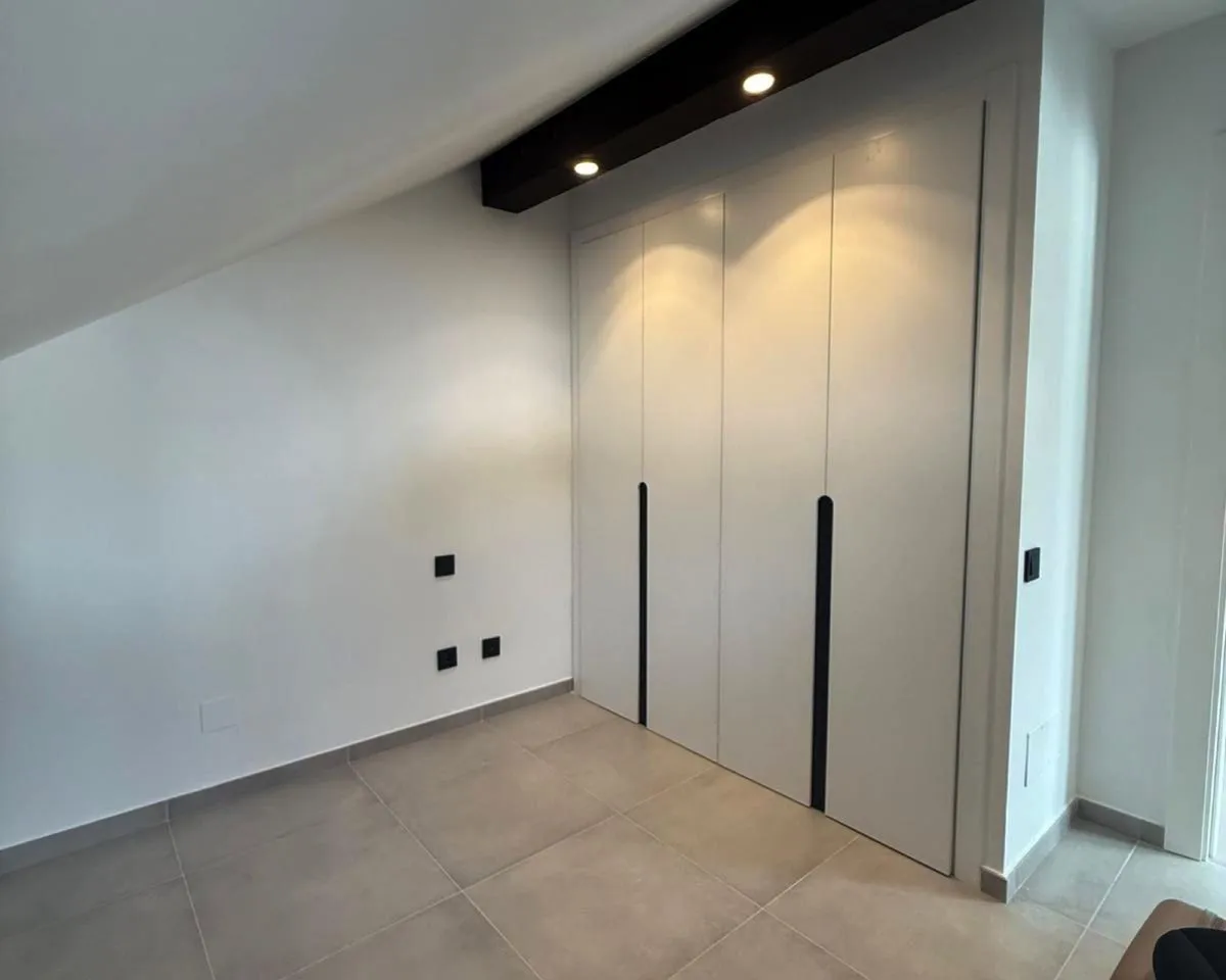 3c25cc10-4970-4599-8692-80d70ac0d47e