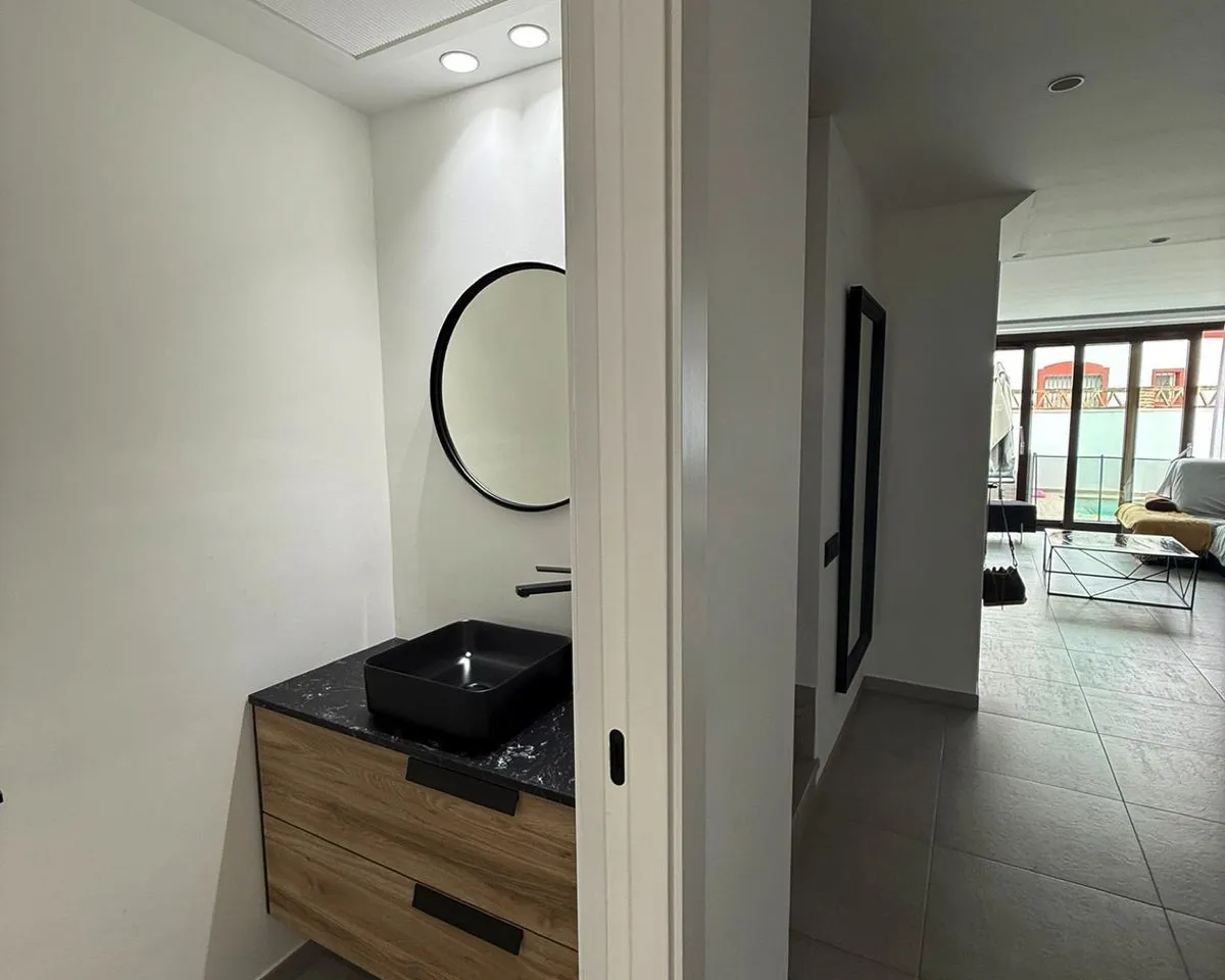 bd363161-a314-468e-8030-566b40e894d9