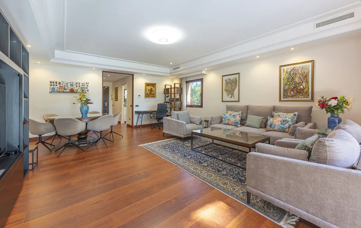 5438245b-af03-4da5-934d-c524c579ca5a