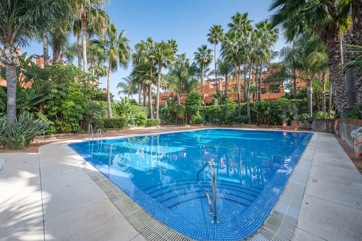 7eaa1e7f-1e7e-4f6d-a11e-675b1810f8b7