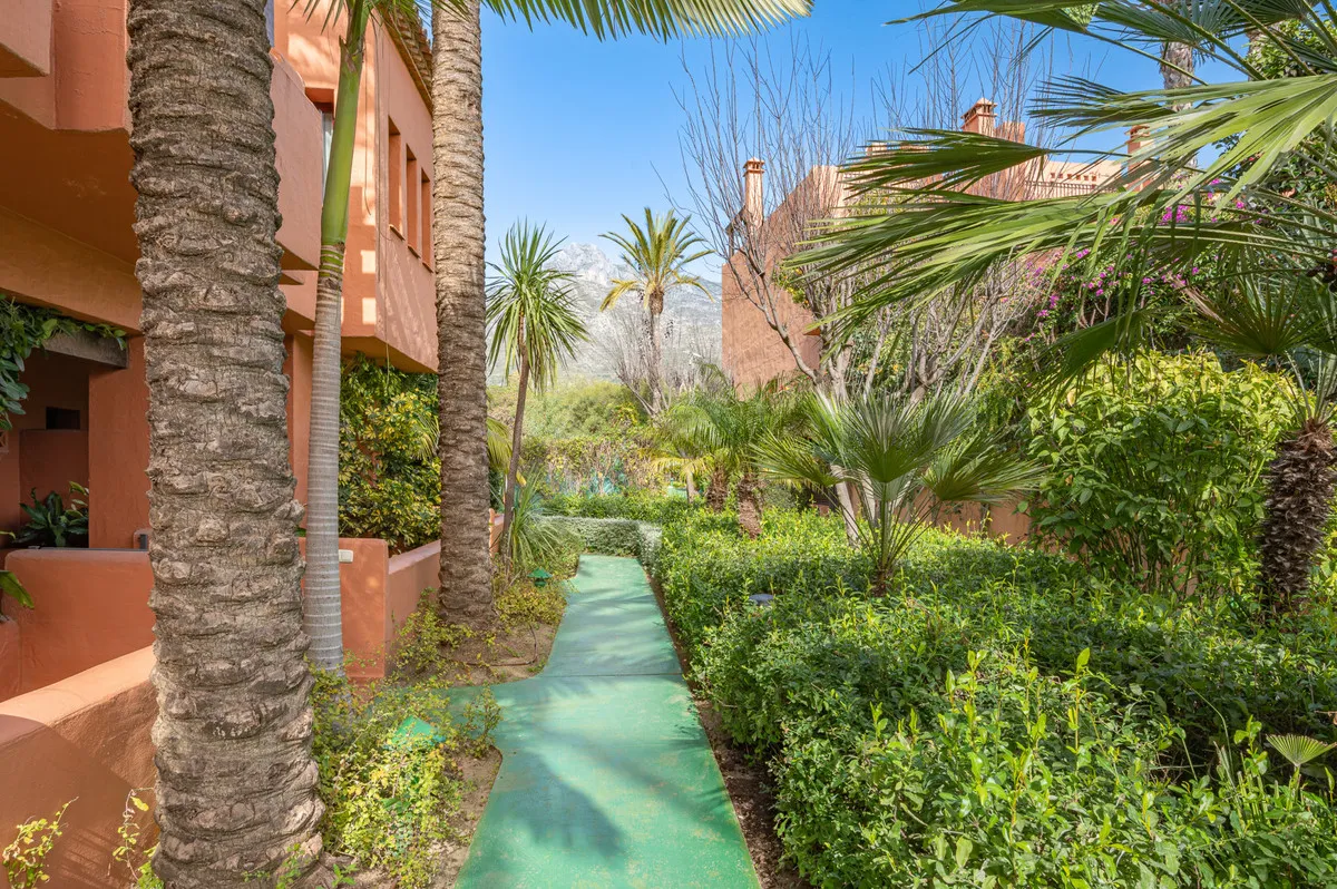 858c1292-535c-4185-b4b7-2140cb0b9622