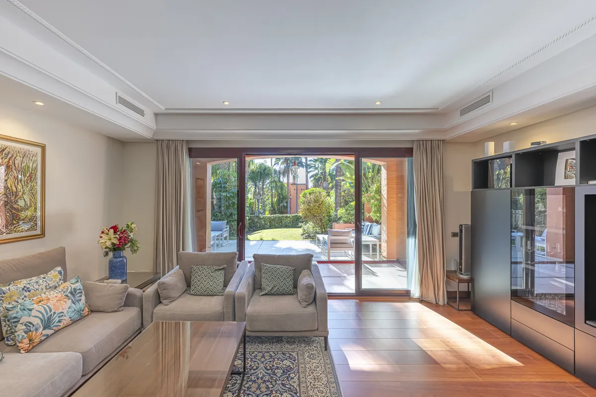 fb64007a-f340-4b68-a4a3-6a6ae9deac60