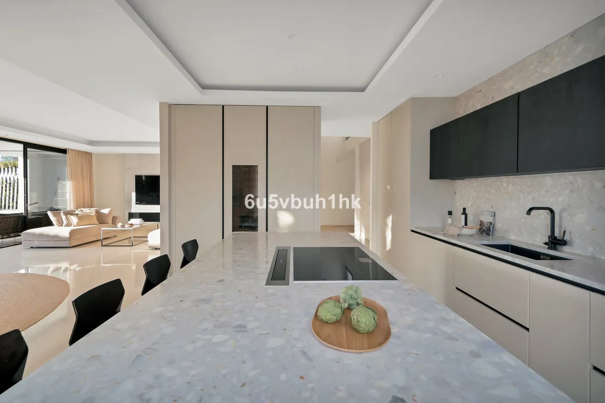 03986d82-32a0-46d8-a25d-ba4d0dee6a05