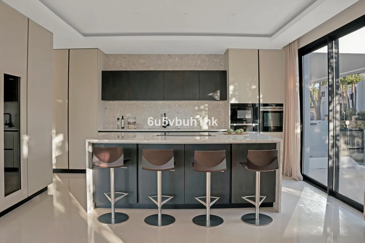 0555060a-2d68-46da-bf14-c250f4a08621