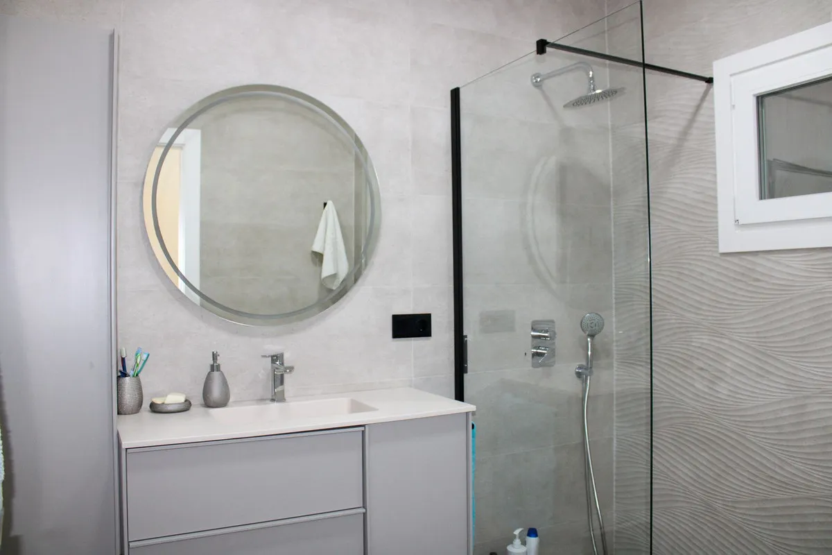 301d8d2d-2ac5-4458-bef9-73c1467b06f3