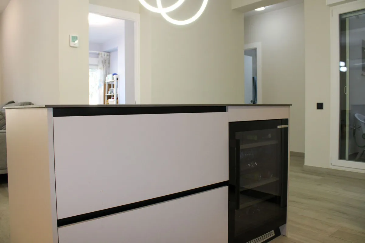 53caba49-bd29-43d2-8367-5879e4835f49