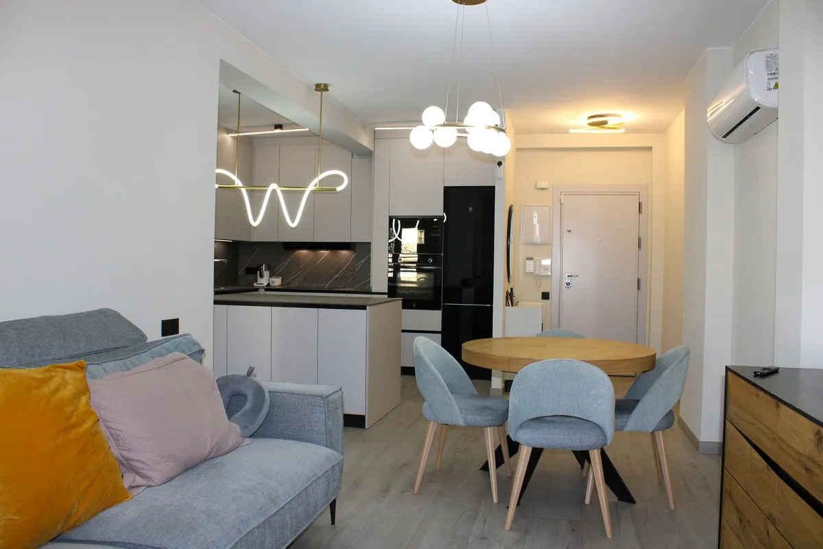 b6843045-b9fa-4b5a-815b-b5ebace04f24