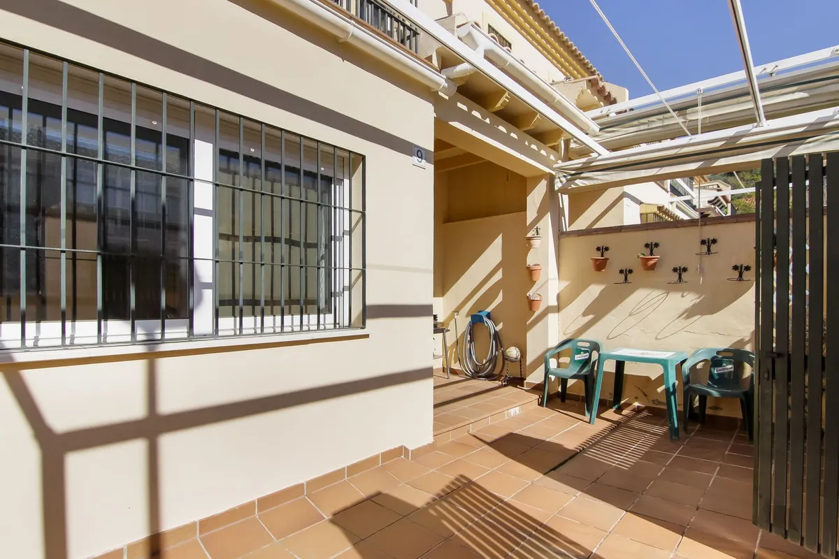 34f8cb9d-3c02-4198-8731-45563499f3e2