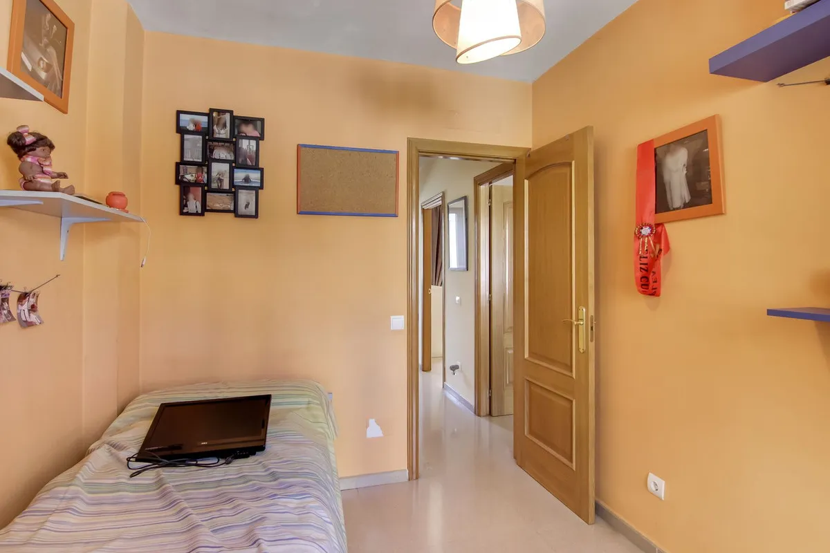 9cb77958-7da7-4326-bbea-07b8f6920b3c