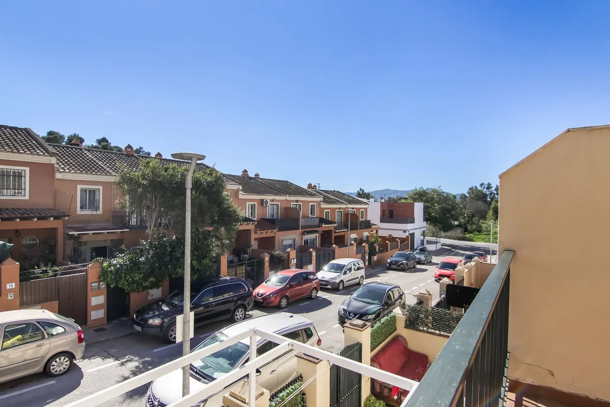 9d005c5c-3cbc-4ebb-a438-0d3c22b9cd6a