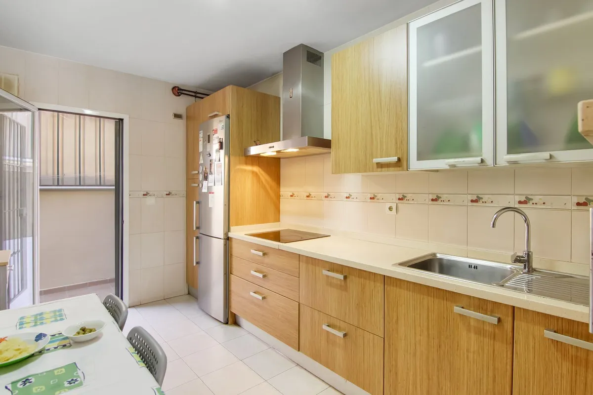 a328b6fe-407b-43a2-a4ba-306abd0d2735