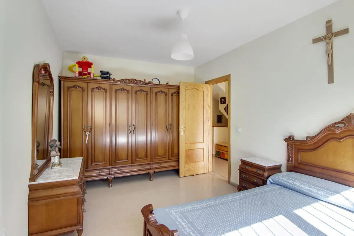 d543e482-e141-4937-8cd0-27a9a1e582b7