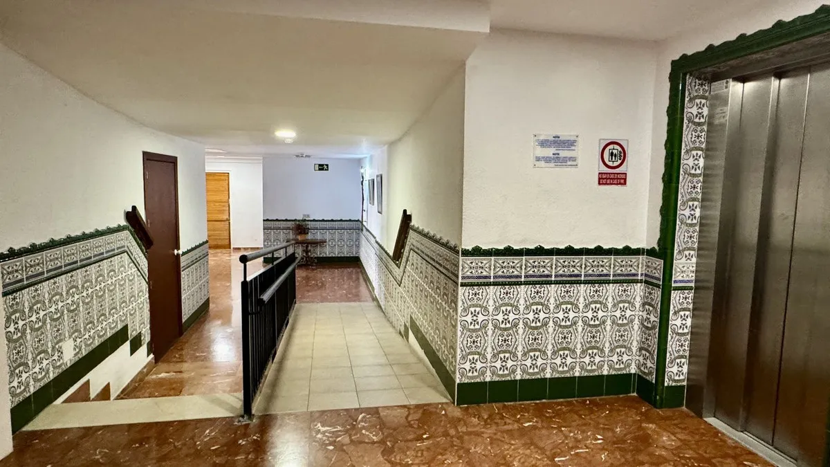 ef9583b0-0bba-4dd3-a6e2-7389d8321d8f