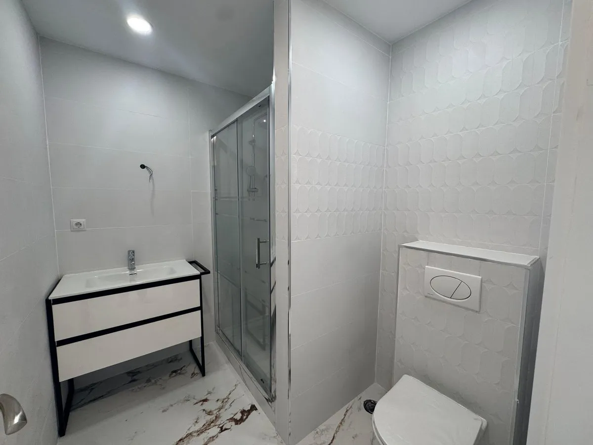 63f47202-e64d-4433-9599-90857e85cc92