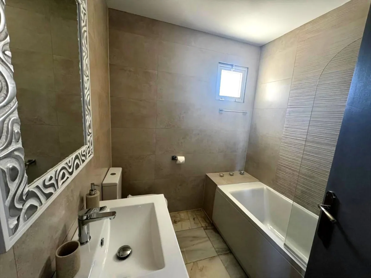 161f9f27-d3c4-4f30-85da-5a8bcda4e43f