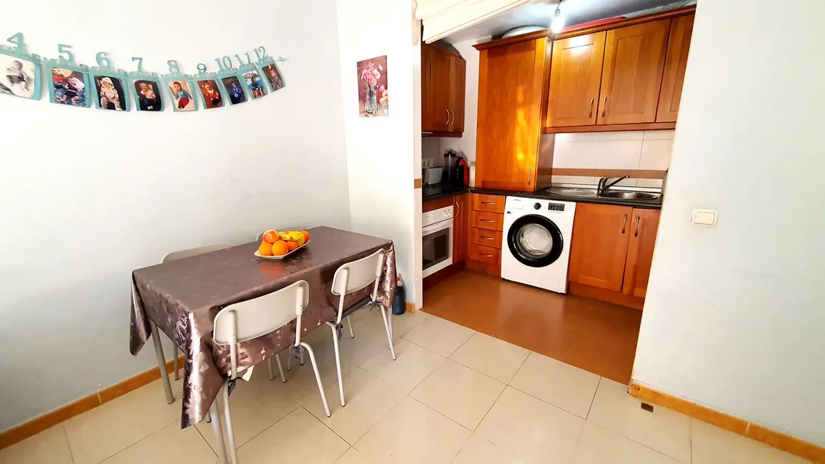 fb110254-5cce-4539-948f-1d61e32f43fc