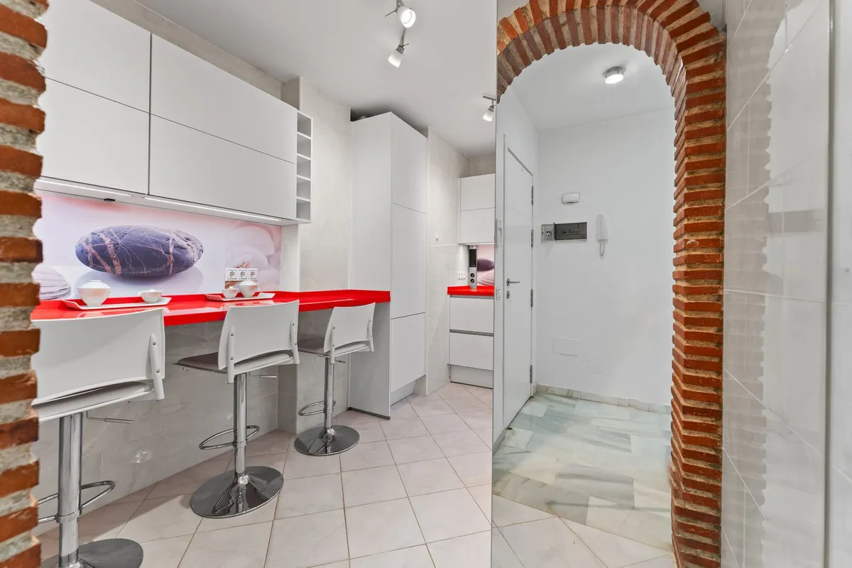 cb5a421a-a8fd-492a-b8fd-2cb3e77a6e09