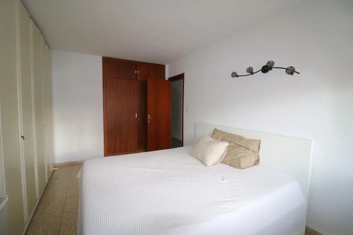 d511223c-32bc-4dd7-b348-2dfd662172e3