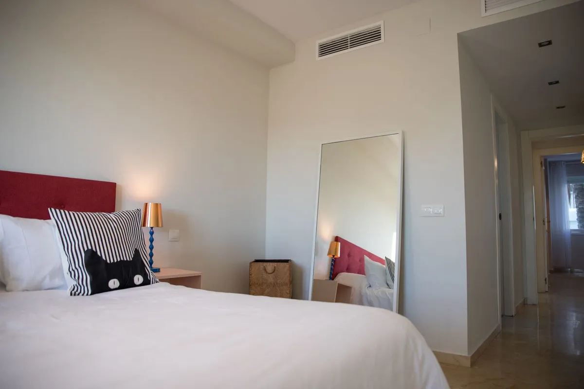 46a3afa8-8fd6-4370-af76-c9730b4c4112