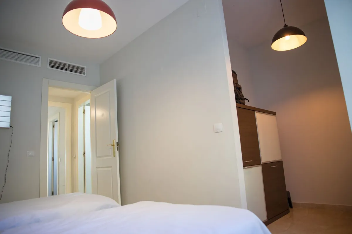 6f02125c-af17-4106-ba5f-f1969942282b