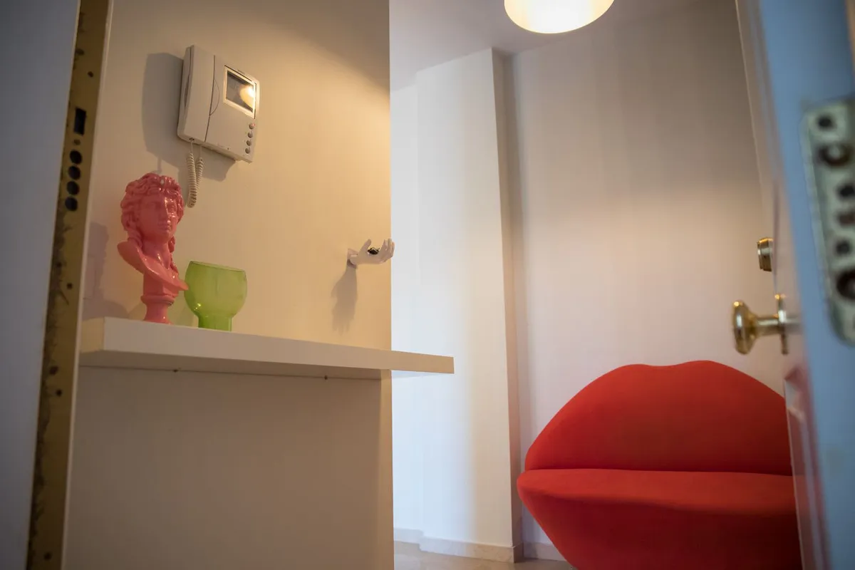 70585e97-bd55-49e9-ace6-d8f5e7c47bb9