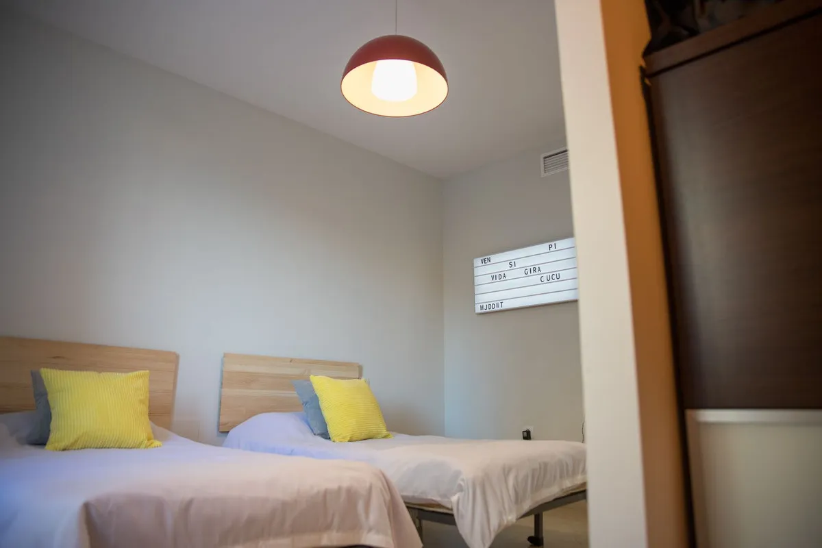 87ed7e92-338a-4de9-9182-4d833905ad81