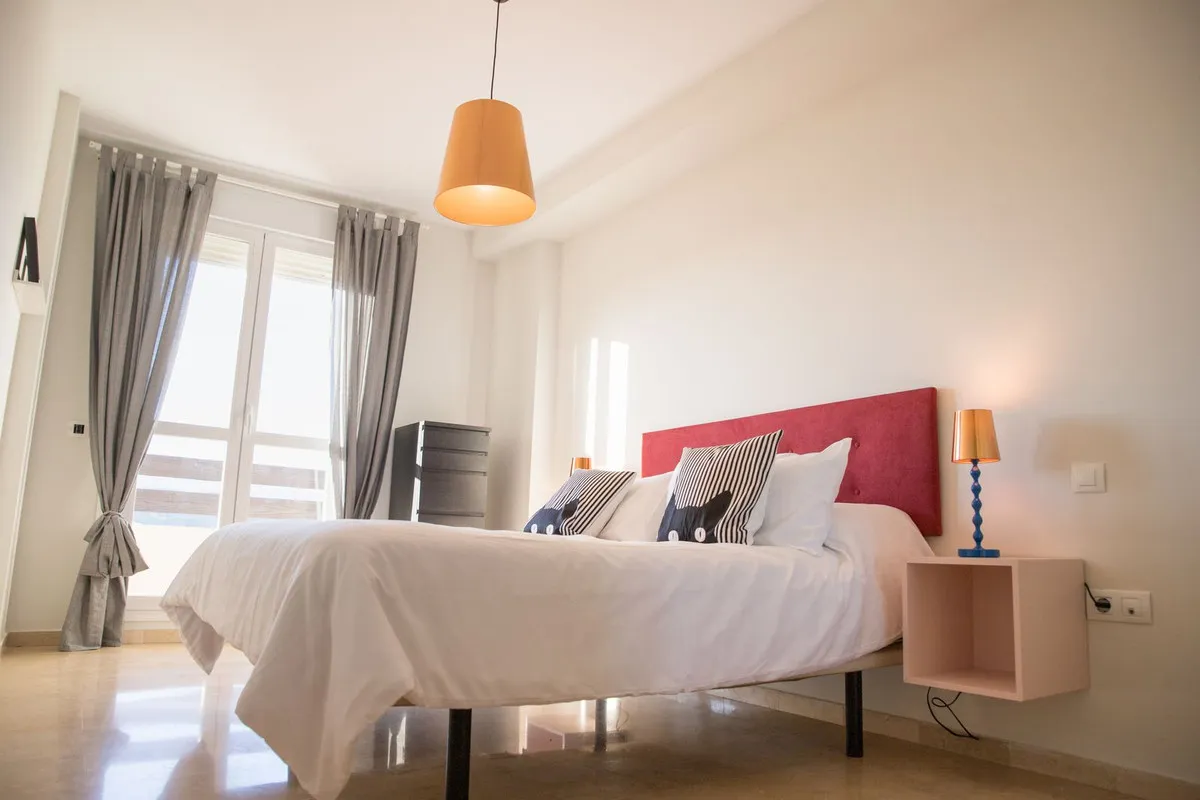 a0985516-f227-49bc-90a7-974ae2f9e636