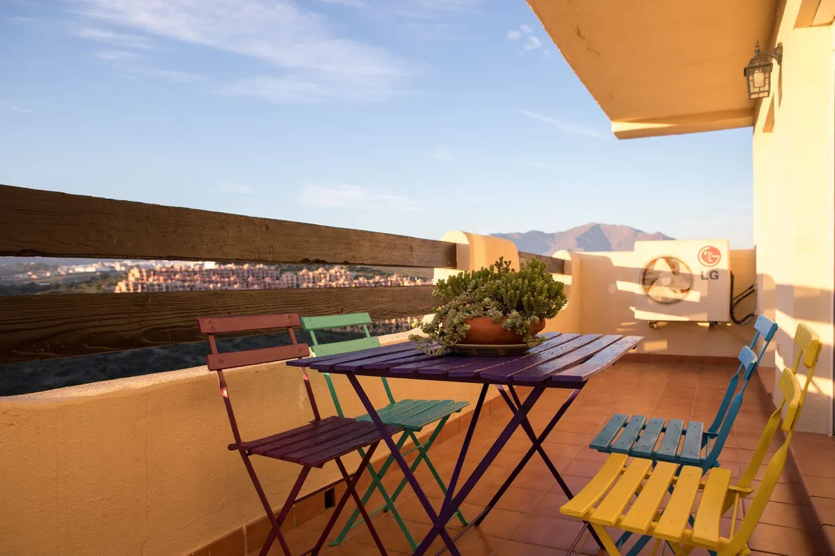 d42cadea-d612-4fd0-abc5-aff960910764