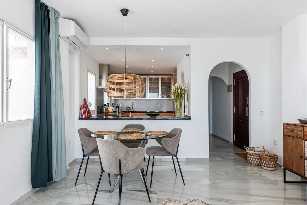 01cf1816-546b-4bfa-bffb-a7b860a0520f