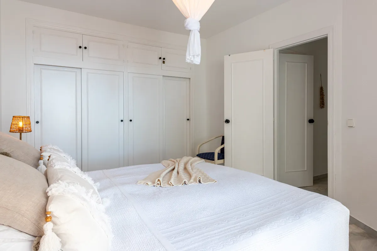 1848b797-8c1e-44ad-aae9-bc92adf36115