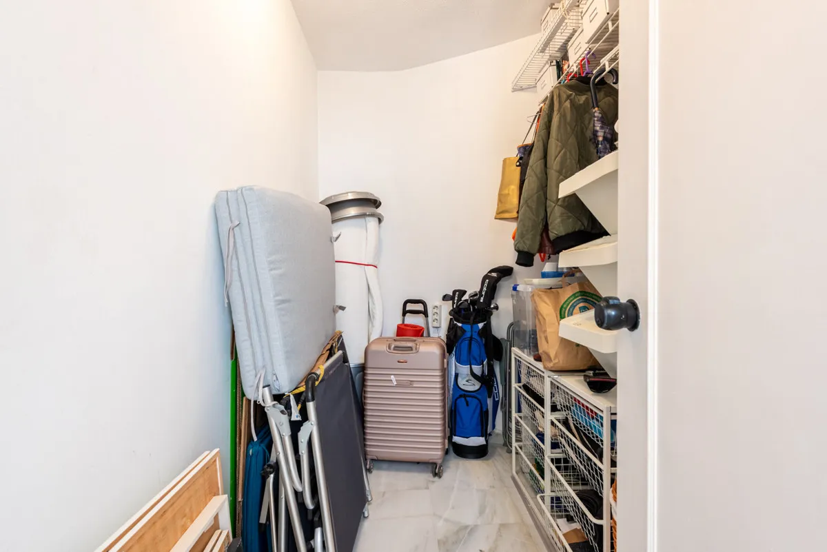 2c79033b-0492-4650-9e8d-561103e888e8