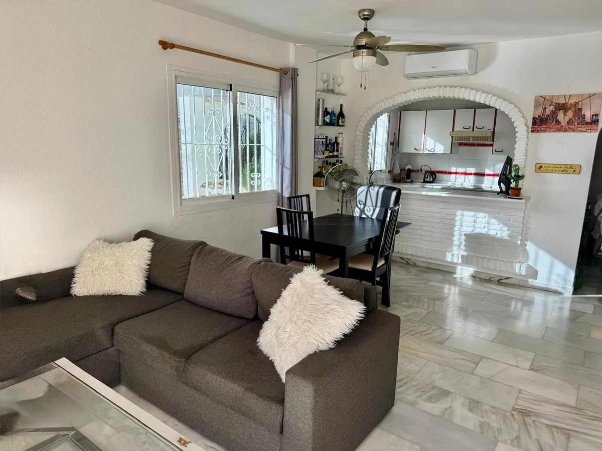 b2e895b2-350f-4059-bee2-ca5d12b9f96a