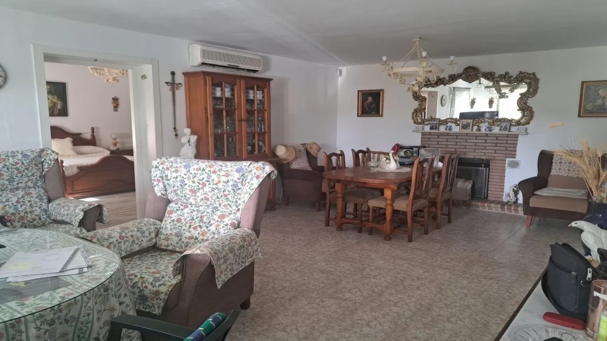 27966455-ae82-489b-8017-460e6a486384