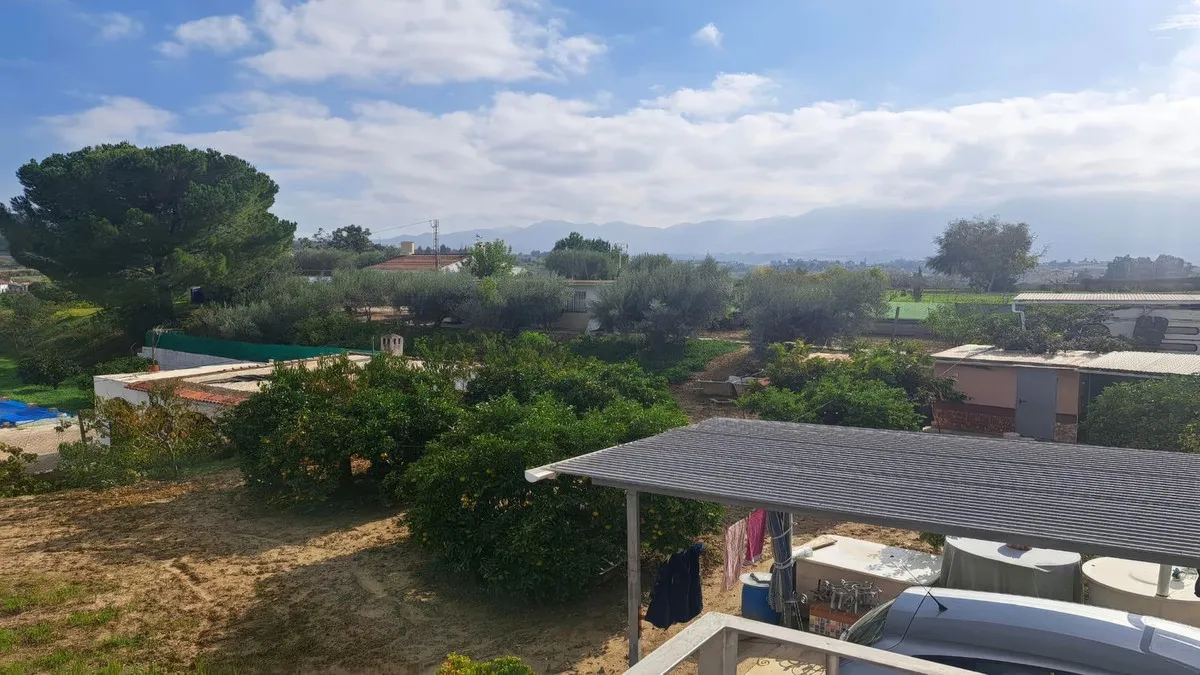 e60e8a5a-94ea-473f-b795-084195504549